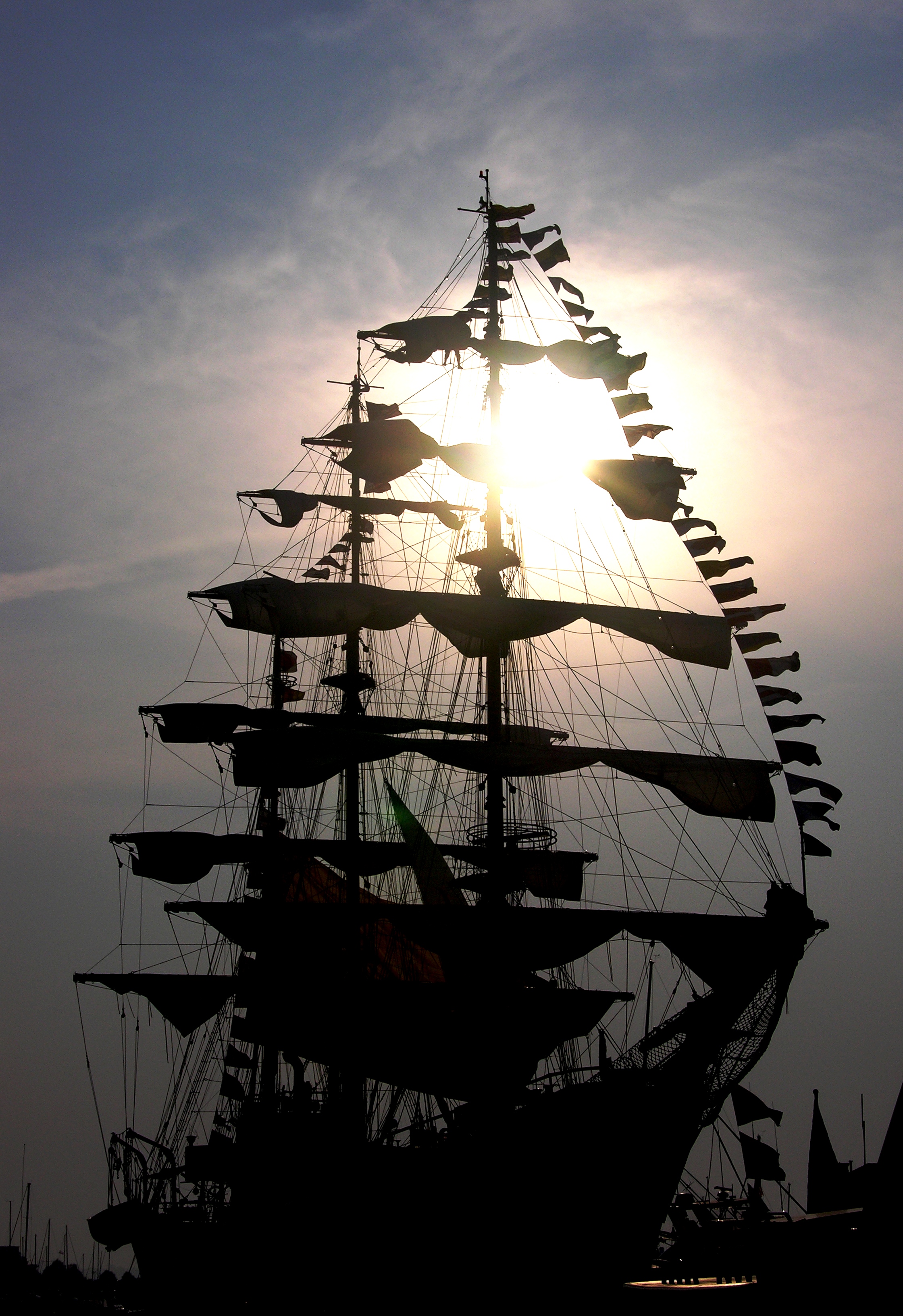 tall-ship-silhouette-1449207