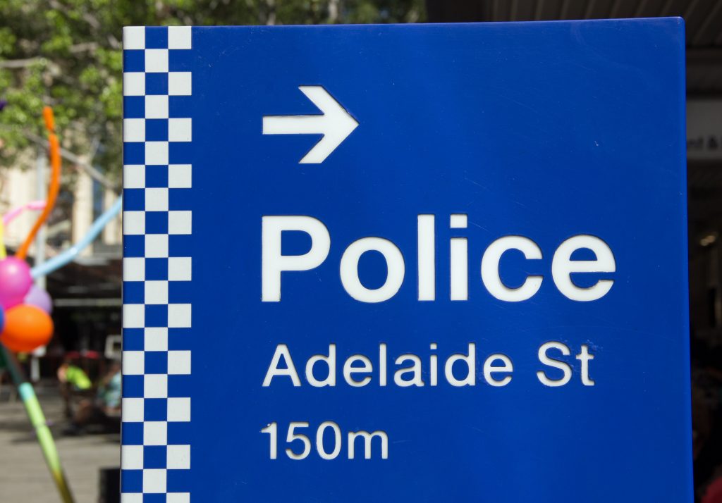 aussi-police-sign-1443987-1024x714