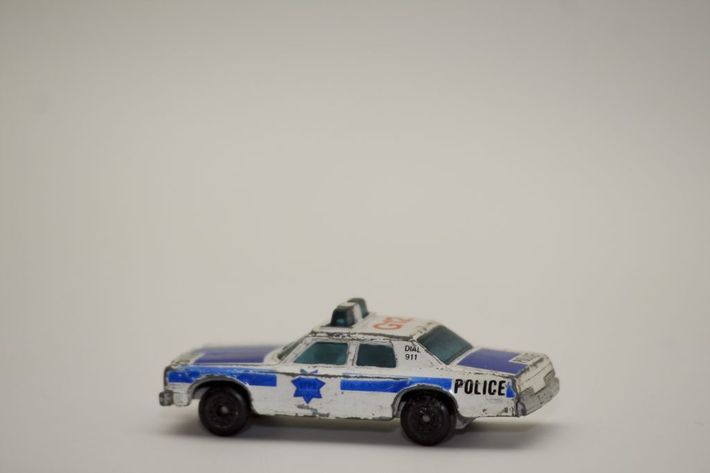 police-car-1414442-1024x683