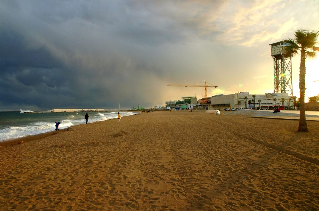 storm-over-barcelonetta-1463885-1024x679