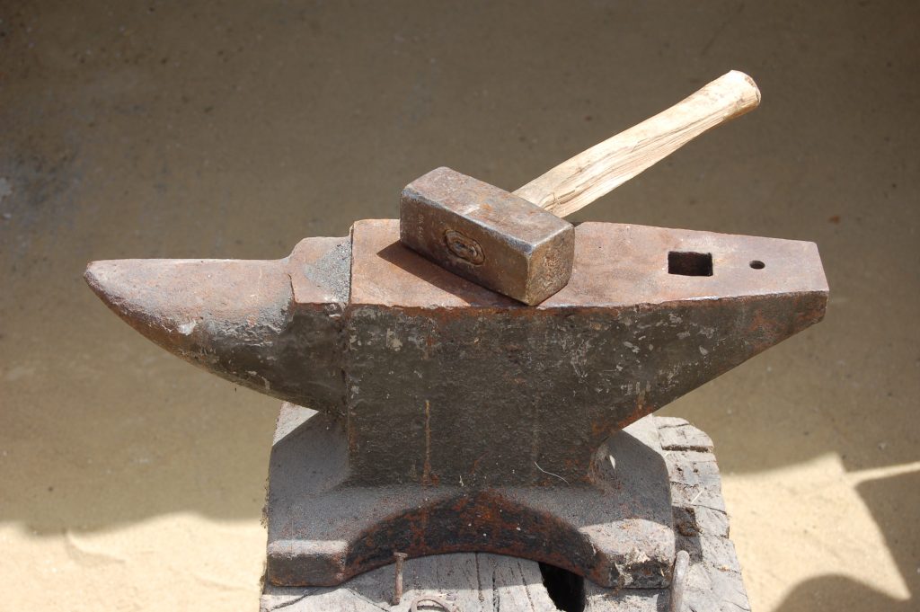 anvil-and-hammer-1176425-1024x681