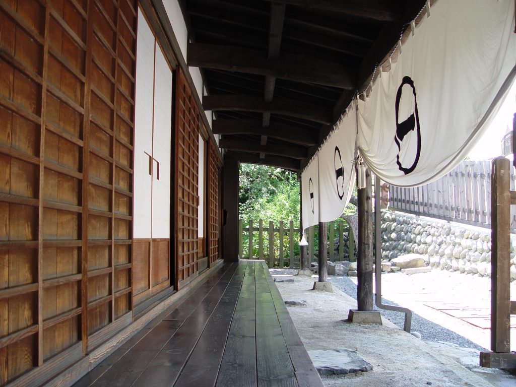 japanese-porch-tsumago-1228438-1024x768