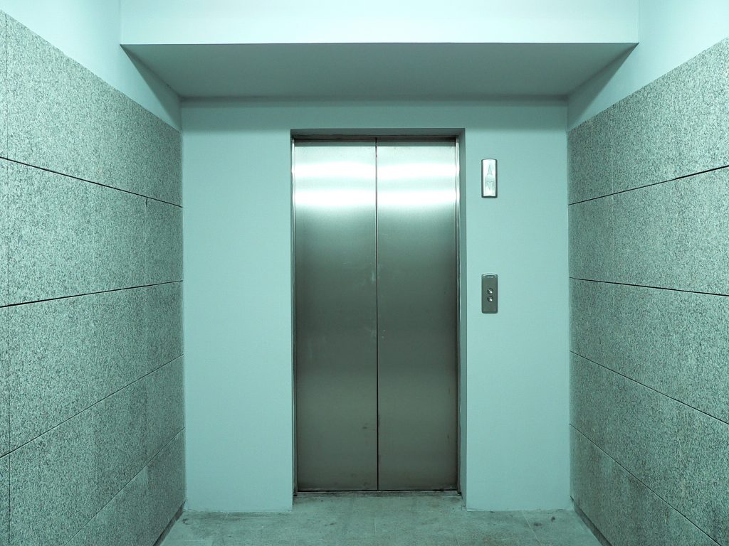 elevator-1234161-1024x768