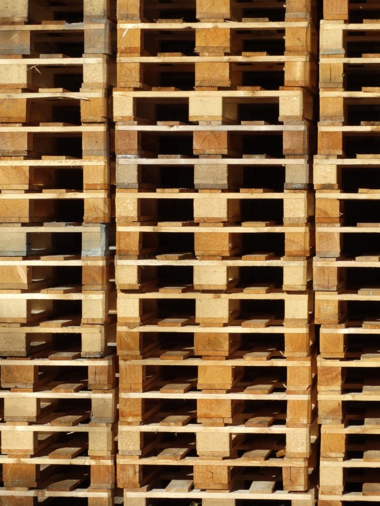 wooden_pallets_pallets_stack-768x1024