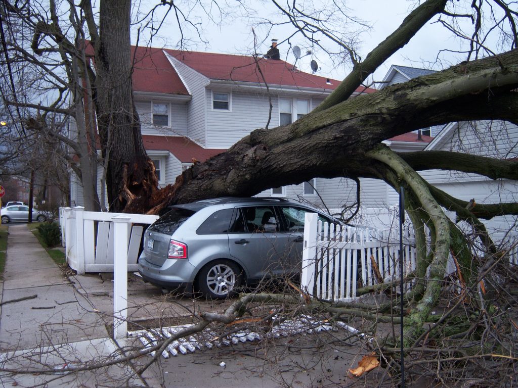 storm_damage_hurricane_wind-1024x768