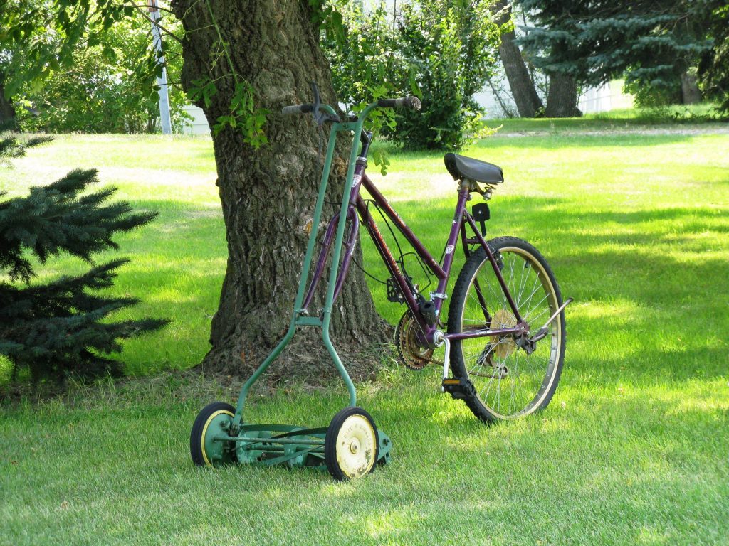 yard_bike_lawn_mower-1024x768