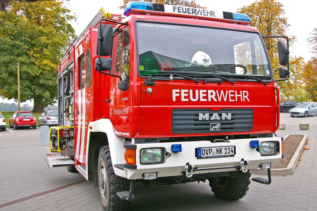 fire_firefighters_fire_truck-1024x683