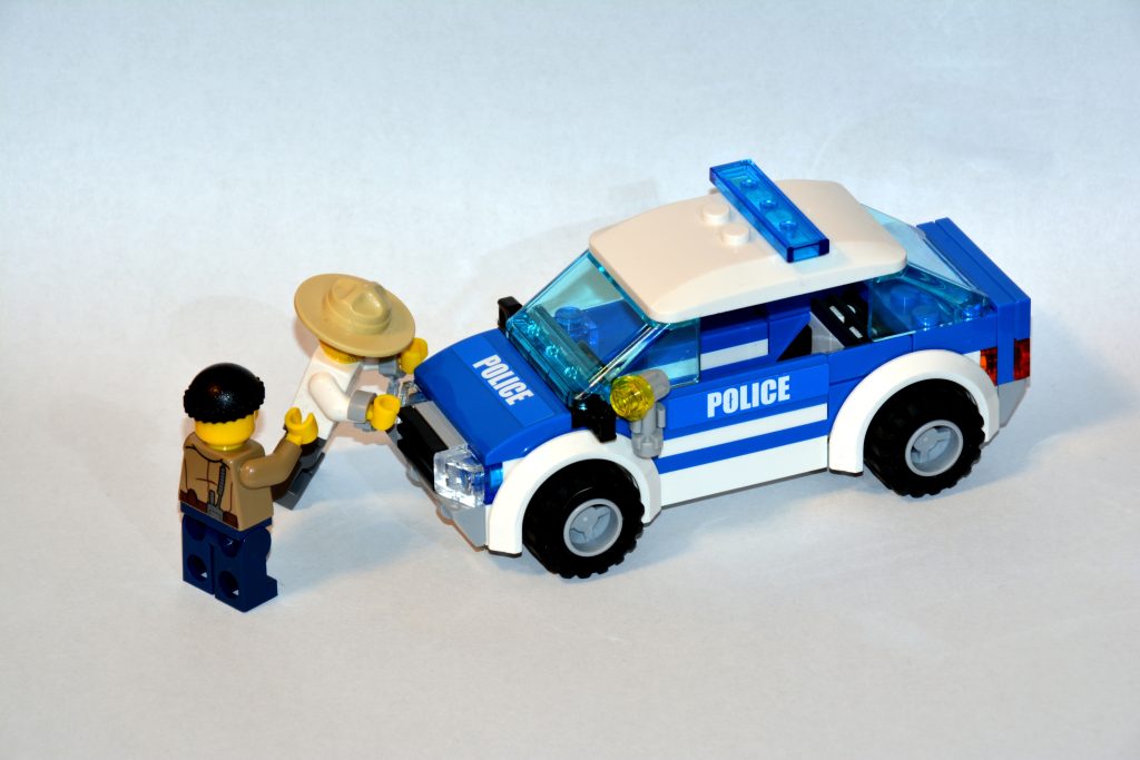 the_police_arrest_lego-1024x683