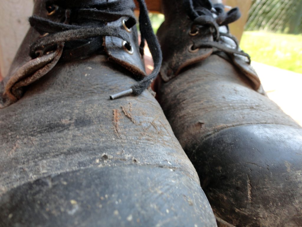 worker_shoes_shoes_work-1024x768